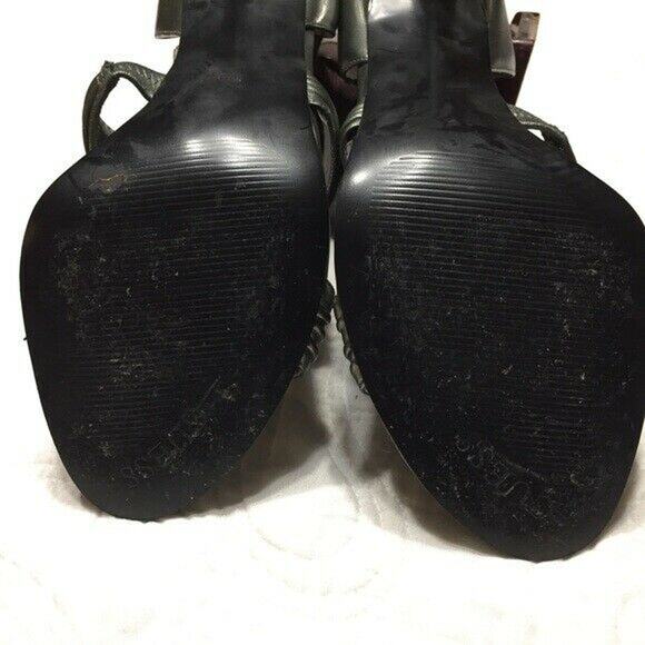 Guess Davisa Gun Metal Silver Grey Leather Stiletto Sandals Size 9.5M - Picture 8 of 8